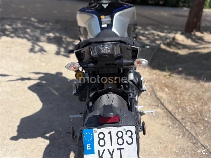 Yamaha MT-09 - Vista 7