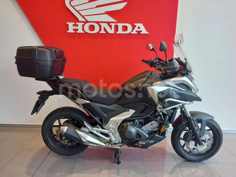 Honda NC750X - Vista 5
