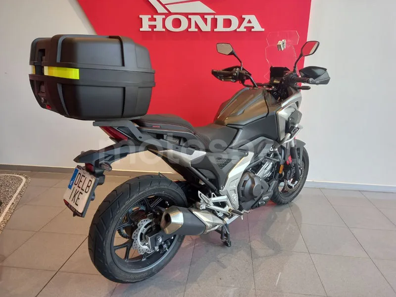 Honda NC750X - Vista 6