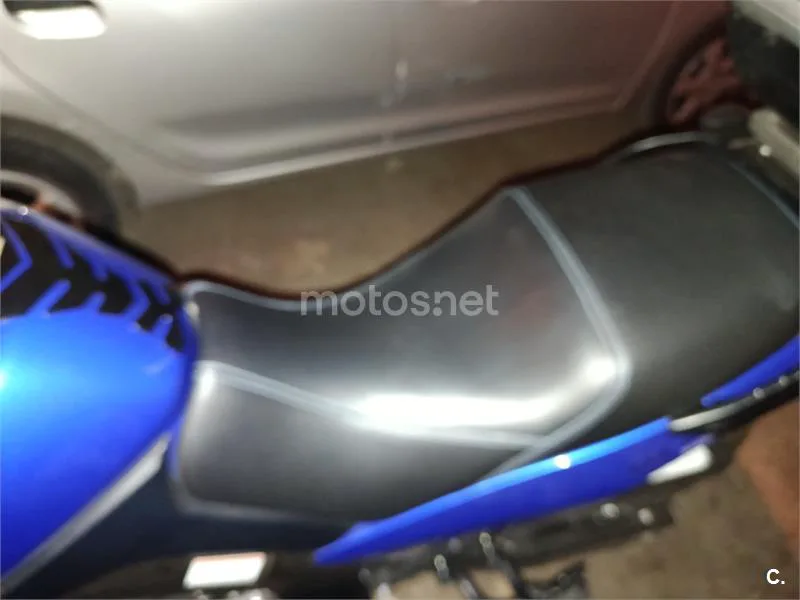 Suzuki V-Strom 650 - Vista 9