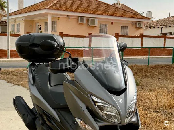 Suzuki Burgman 400 2750 € 2019 Huelva - 2