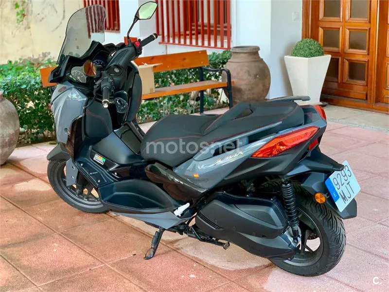 Yamaha XMAX 300 - Vista 5