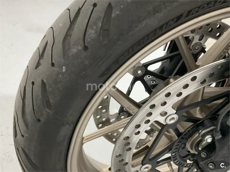 Ducati Multistrada - Vista 8