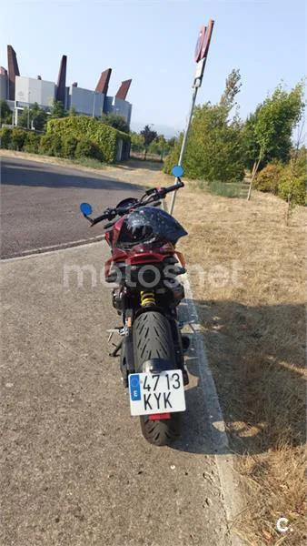 Honda CB650R - Vista 3