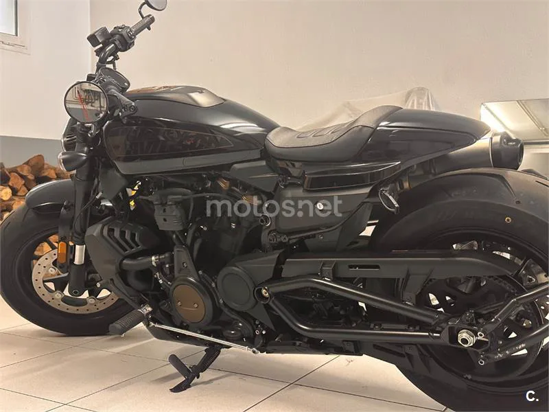 Harley-Davidson Sportster S - Vista 16