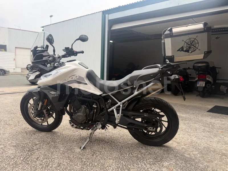 Triumph Tiger 900 - Vista 6