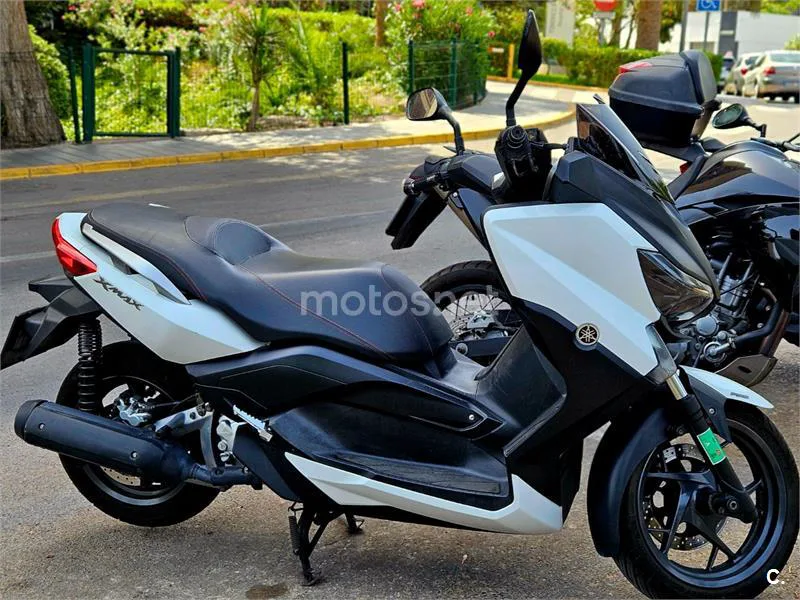 Yamaha XMAX 250 - Vista 6