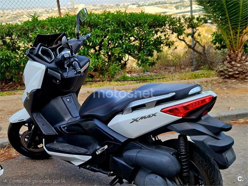 Yamaha XMAX 250 - Vista 7