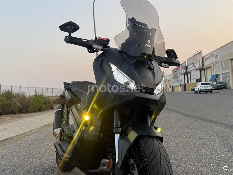 Honda X-ADV 7300 € 2019 Toledo - 1