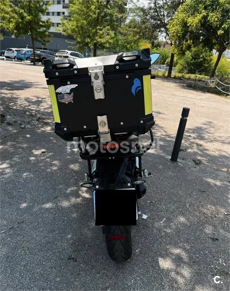 CFMOTO 650MT - Vista 5