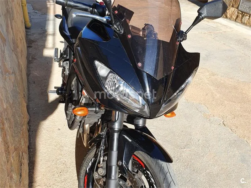 Yamaha FZ6 S2 - Vista 4