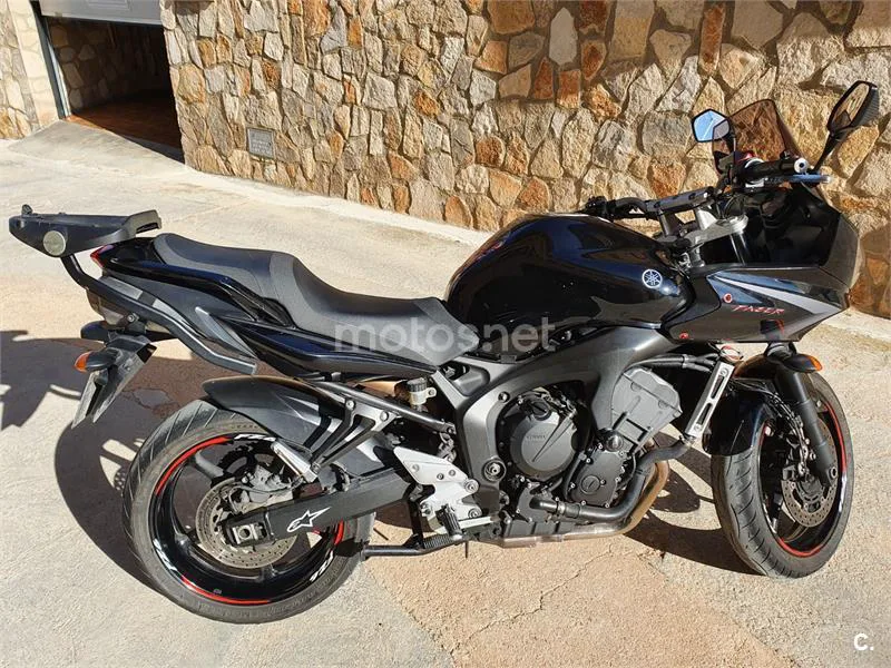 Yamaha FZ6 S2 - Vista 5