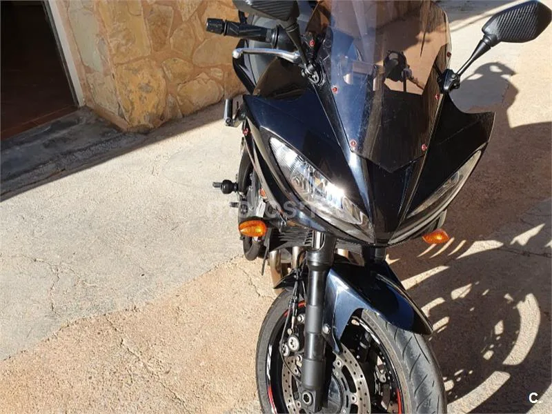 Yamaha FZ6 S2 - Vista 7