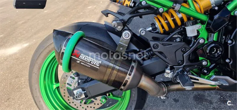 Kawasaki Z900 - Vista 8