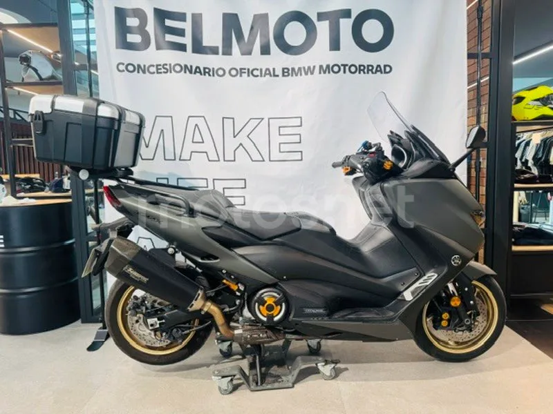 Yamaha TMAX 560 - Vista 5