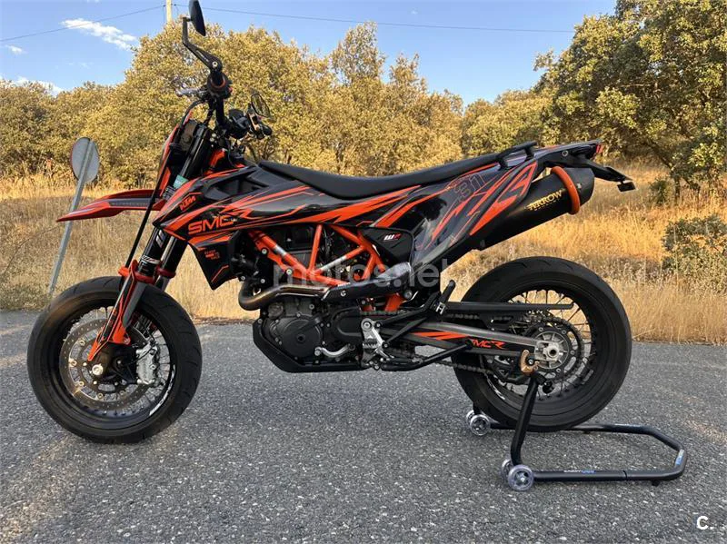 KTM 690 SMC R - Vista 6