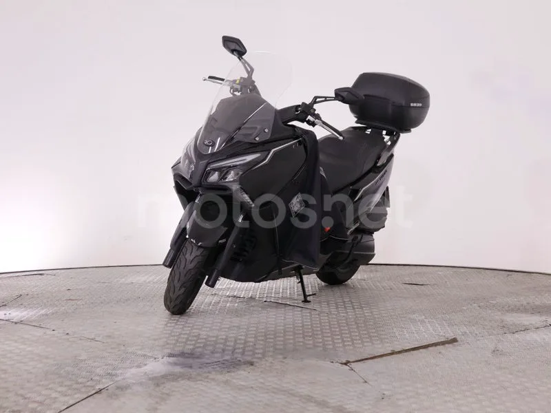 Piaggio MP3 4500 € 2017 Madrid - 2