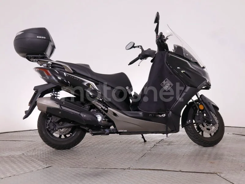 Piaggio MP3 - Vista 9