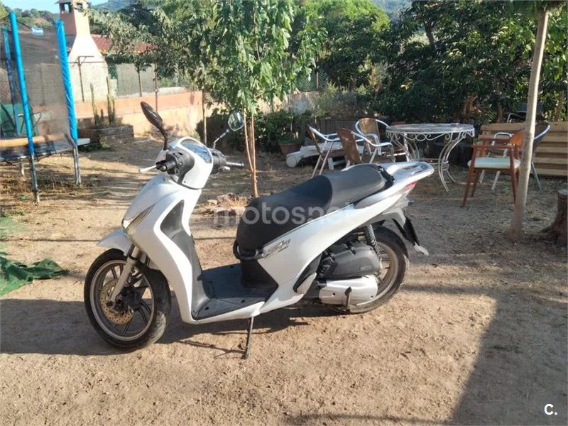 Honda SH125i - Vista 4