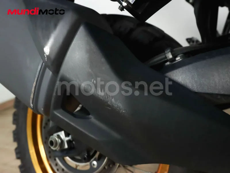 Suzuki V-Strom 800 - Vista 17