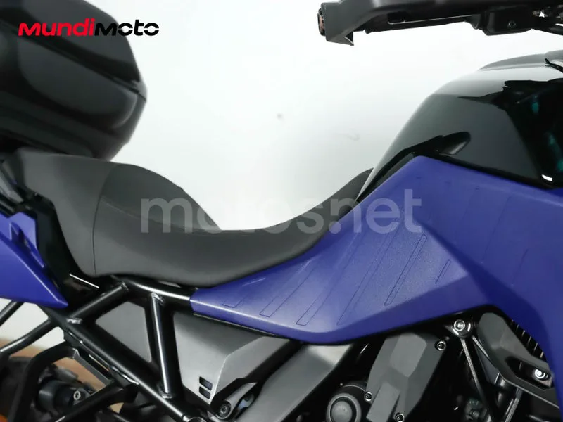 Suzuki V-Strom 800 - Vista 23