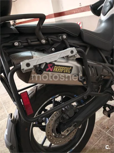 Triumph Tiger 800 XR - Vista 4