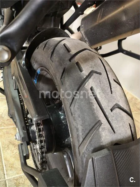 Triumph Tiger 800 XR - Vista 7