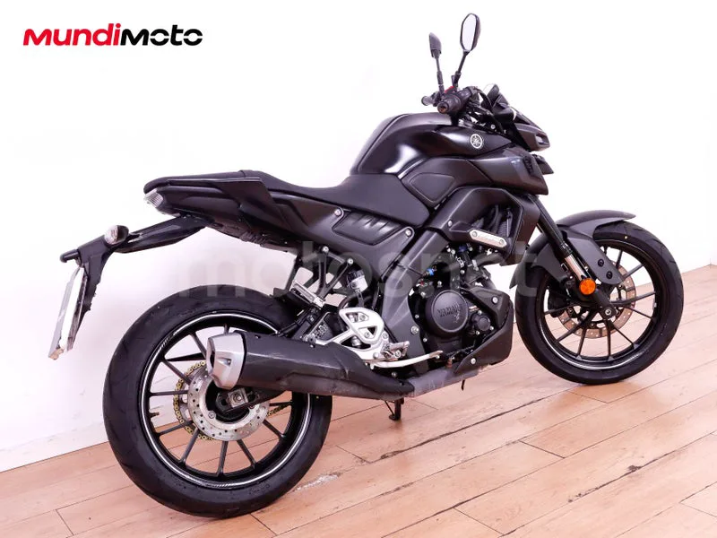 Yamaha MT-125 - Vista 3