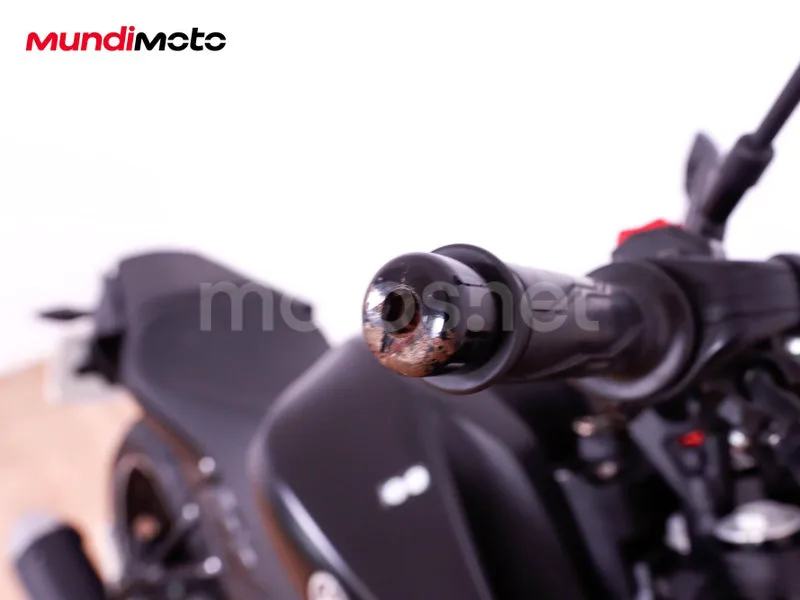 Yamaha MT-125 - Vista 37