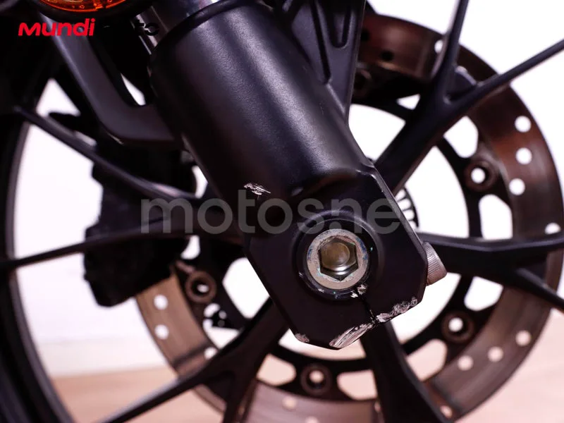 Yamaha MT-125 - Vista 43