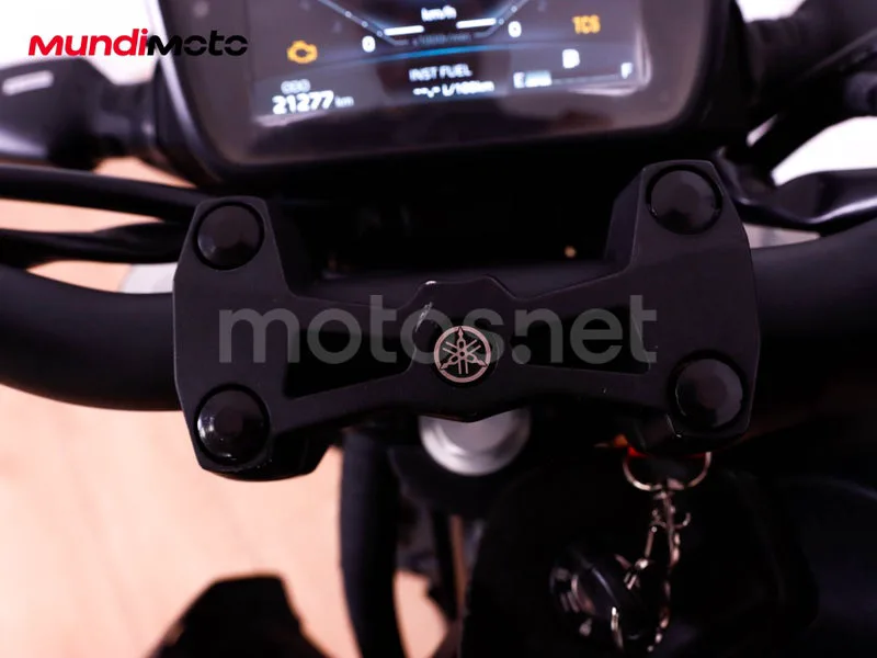 Yamaha MT-125 - Vista 73