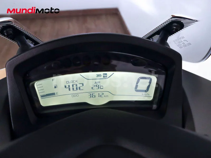 Yamaha Tricity 125 - Vista 12