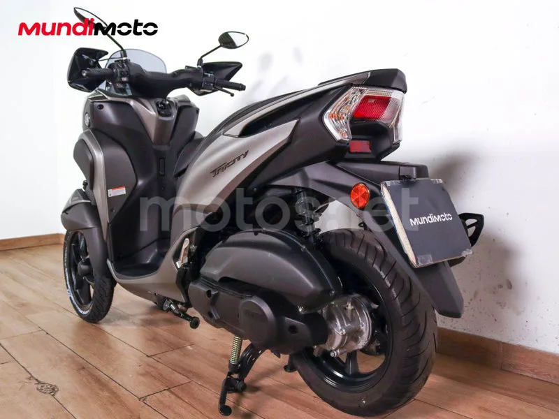Yamaha Tricity 125 - Vista 8