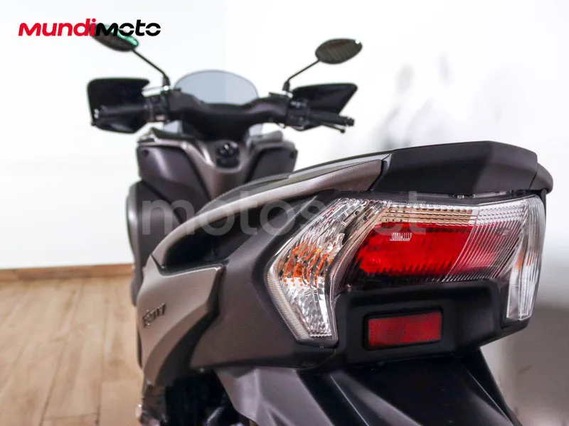 Yamaha Tricity 125 - Vista 9