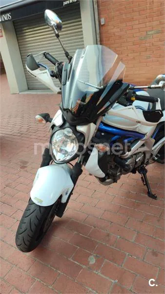 Suzuki Gladius 650 - Vista 5
