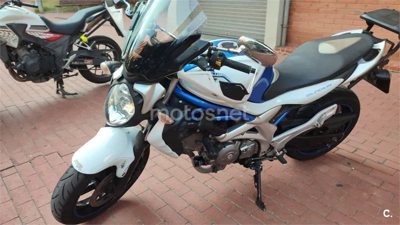 Suzuki Gladius 650 - Vista 6