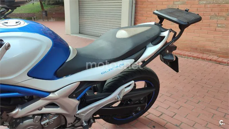 Suzuki Gladius 650 - Vista 7