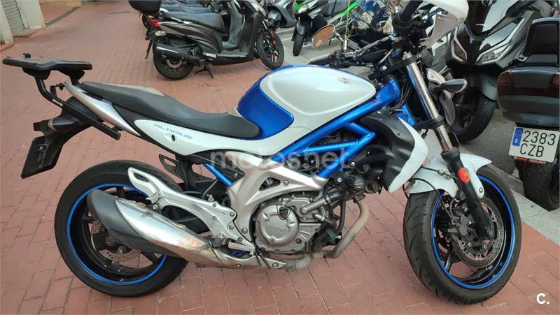 Suzuki Gladius 650 - Vista 8