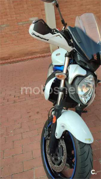 Suzuki Gladius 650 - Vista 9