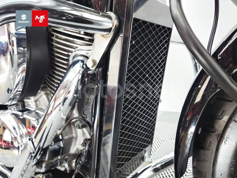 Suzuki Intruder M800 - Vista 18