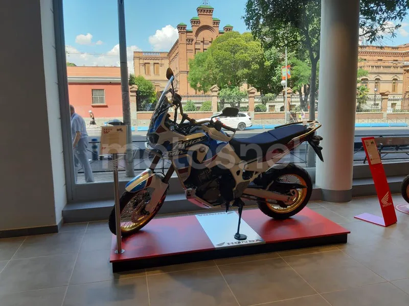 BMW F 900 R - Vista 11