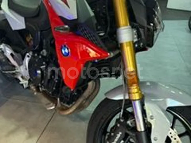 BMW F 900 R - Vista 5