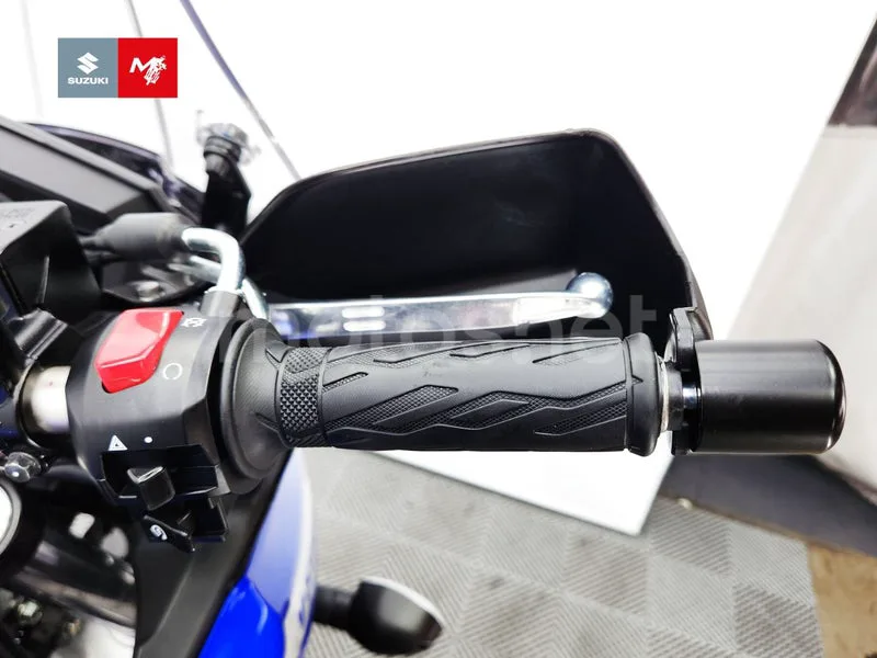 Suzuki V-Strom 650 - Vista 11