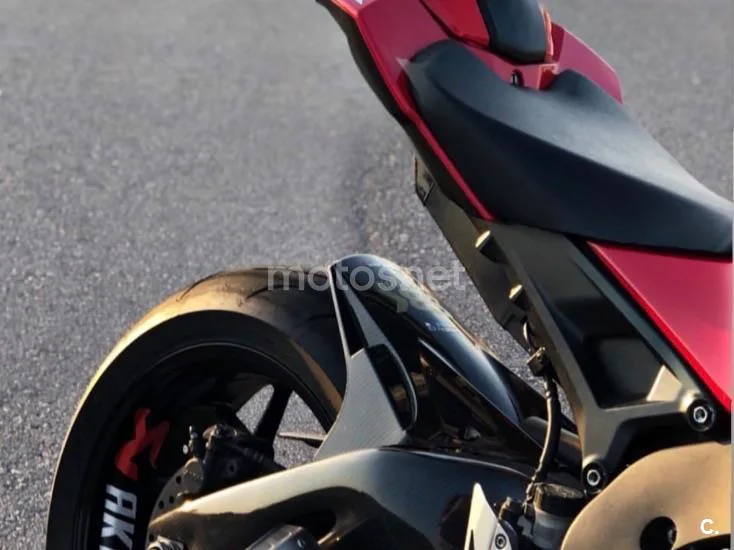 Honda CBR1000RR Fireblade - Vista 3