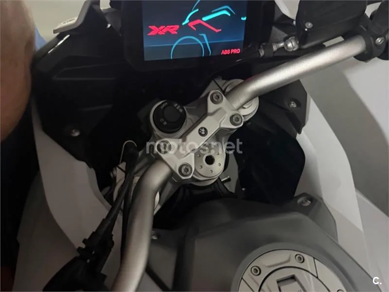 BMW F 900 XR 8900 € 2021 Madrid - 1