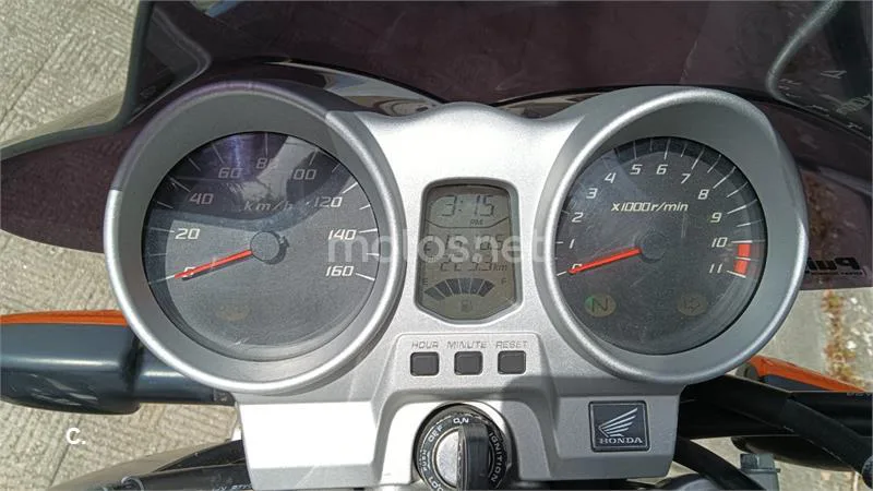 Honda CBF250 - Vista 5