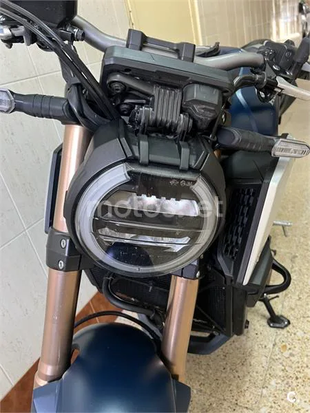 Honda CB650R - Vista 6