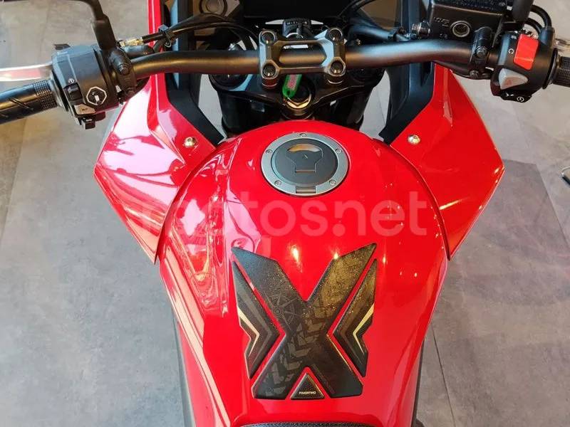 Honda NX500 - Vista 14