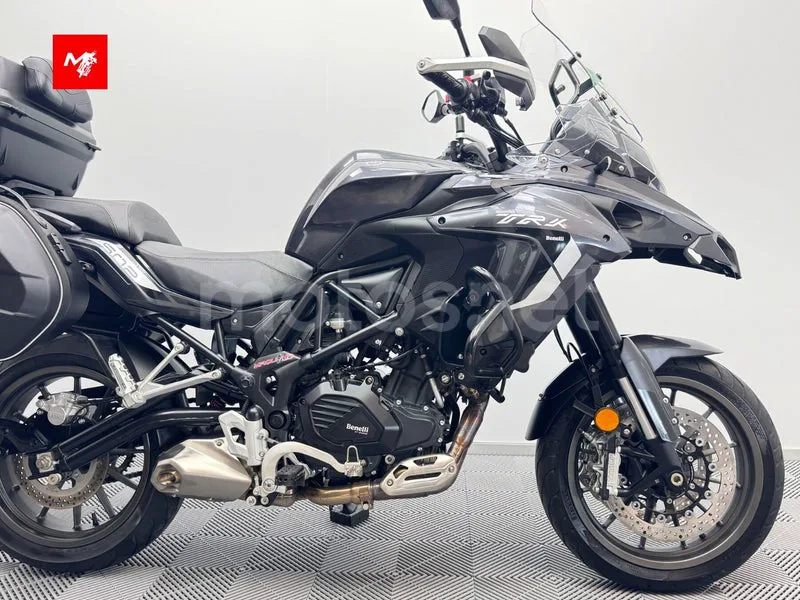 Benelli TRK 502 - Vista 3