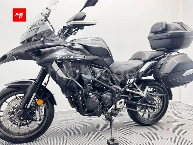 Benelli TRK 502 - Vista 7
